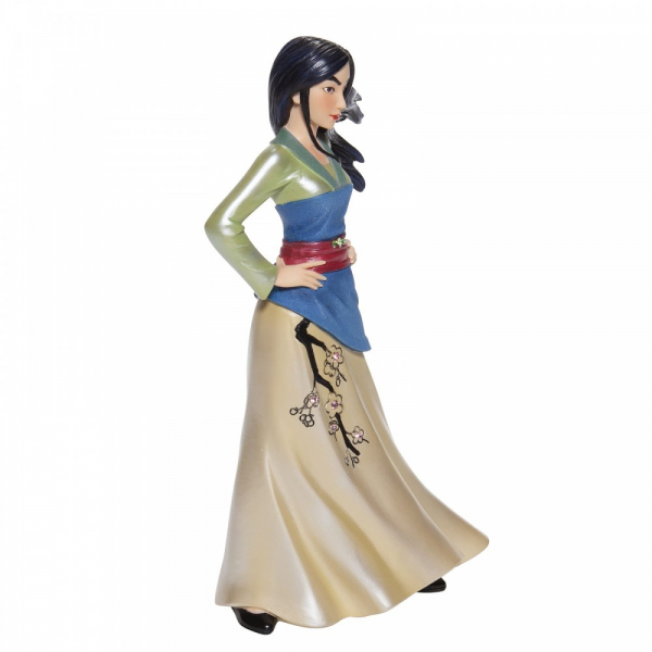 Disney Showcase Mulan Coutue de Force