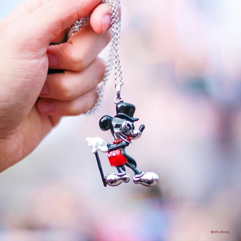 Disney Mickey Mouse 90 Years White Gold-Plated Showman Necklace - DSN499